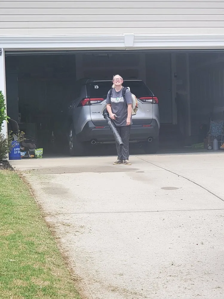 Expert yard cleanup service for outdoor upgrades across Liberty, SC - New Day Solutions