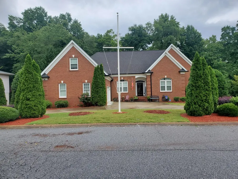 Local yard maintenance in Liberty, SC by New Day Solutions