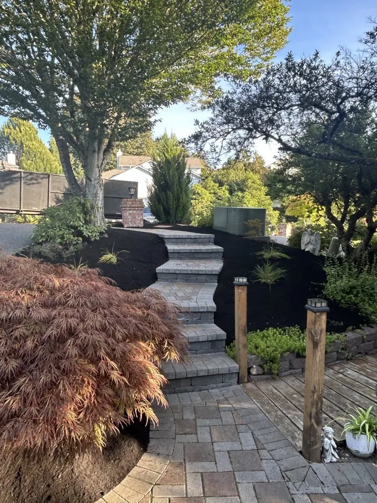 Top-rated landscape design in Spanaway, WA by New Design Lanscaping