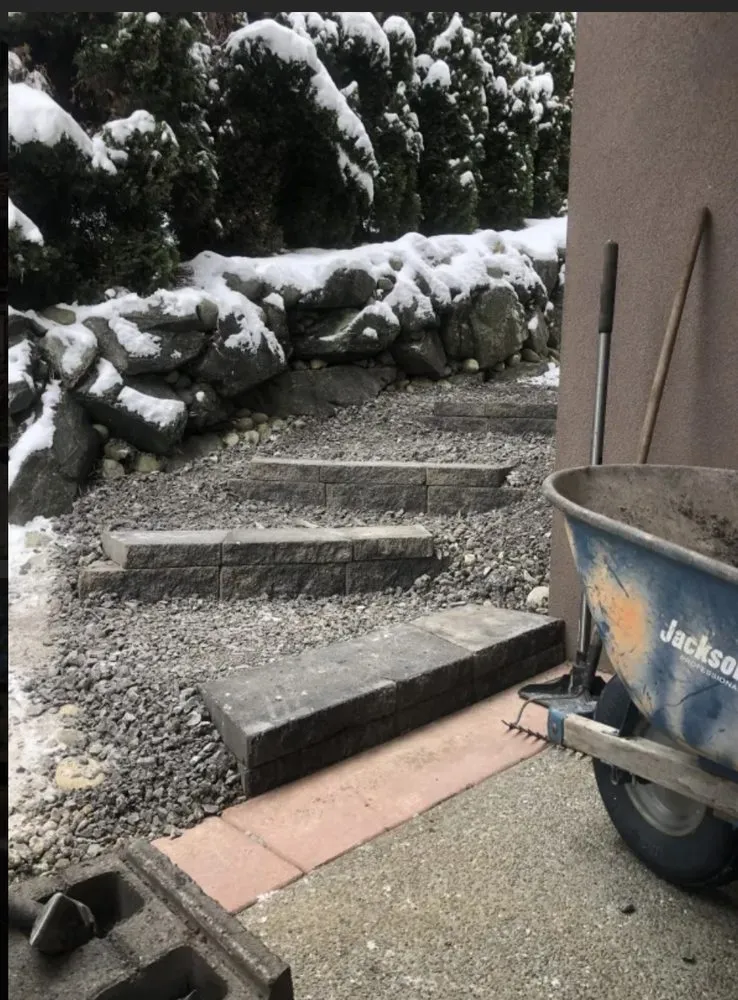 Top-rated yard cleanup service for outdoor upgrades across Spanaway, WA - New Design Lanscaping