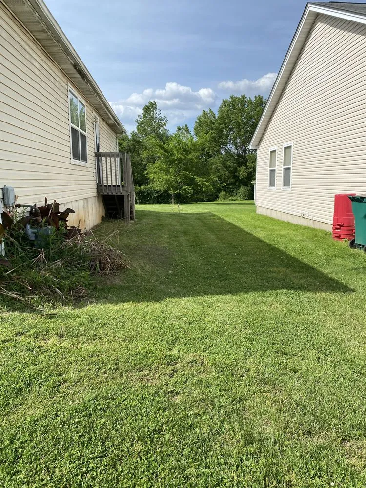 Expert outdoor landscaping for residential properties across Saint Louis, MO - New dimension landscaping services