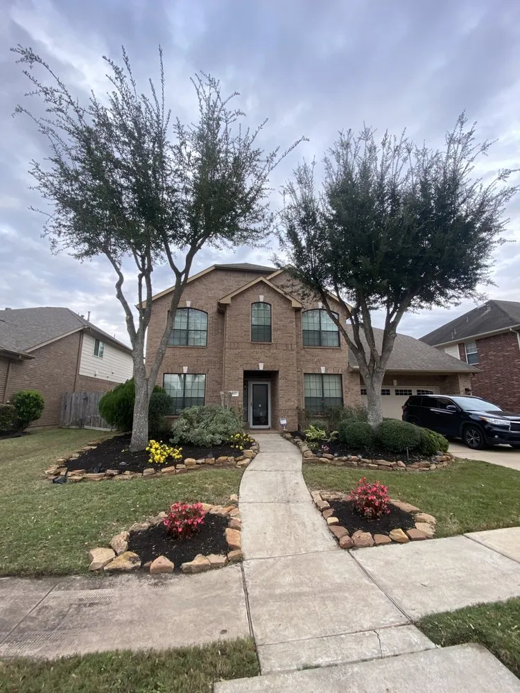 Professional landscape design near you in Rosenberg, TX by New direction landscaping