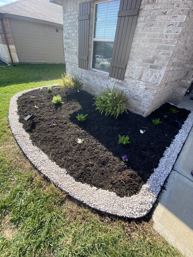 Top-rated yard maintenance experts serving Rosenberg, TX - New direction landscaping