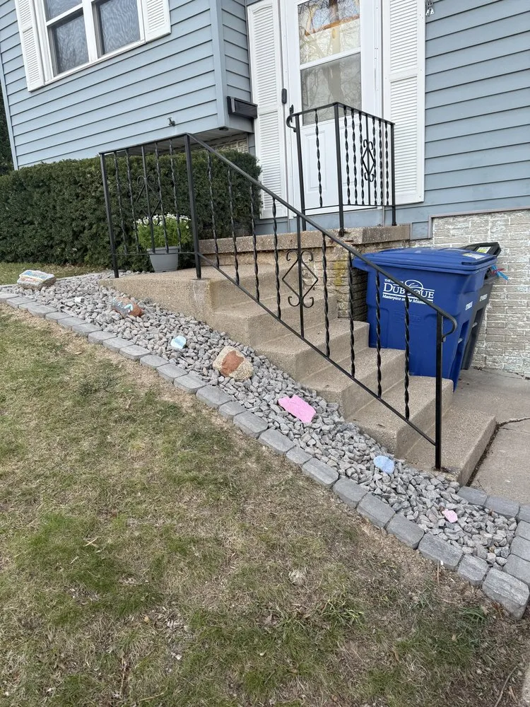 Reliable lawn care service for beautiful yards across Dubuque, IA - New Edge Landscaping