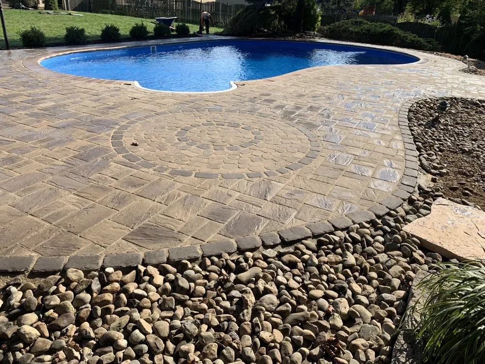 Professional yard cleanup service for beautiful yards across Englishtown, NJ - New Empire Landscaping & Pavers