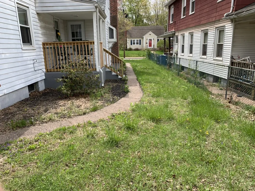 Professional lawn care service experts serving Colchester, CT - New England Lawn Care & Construction