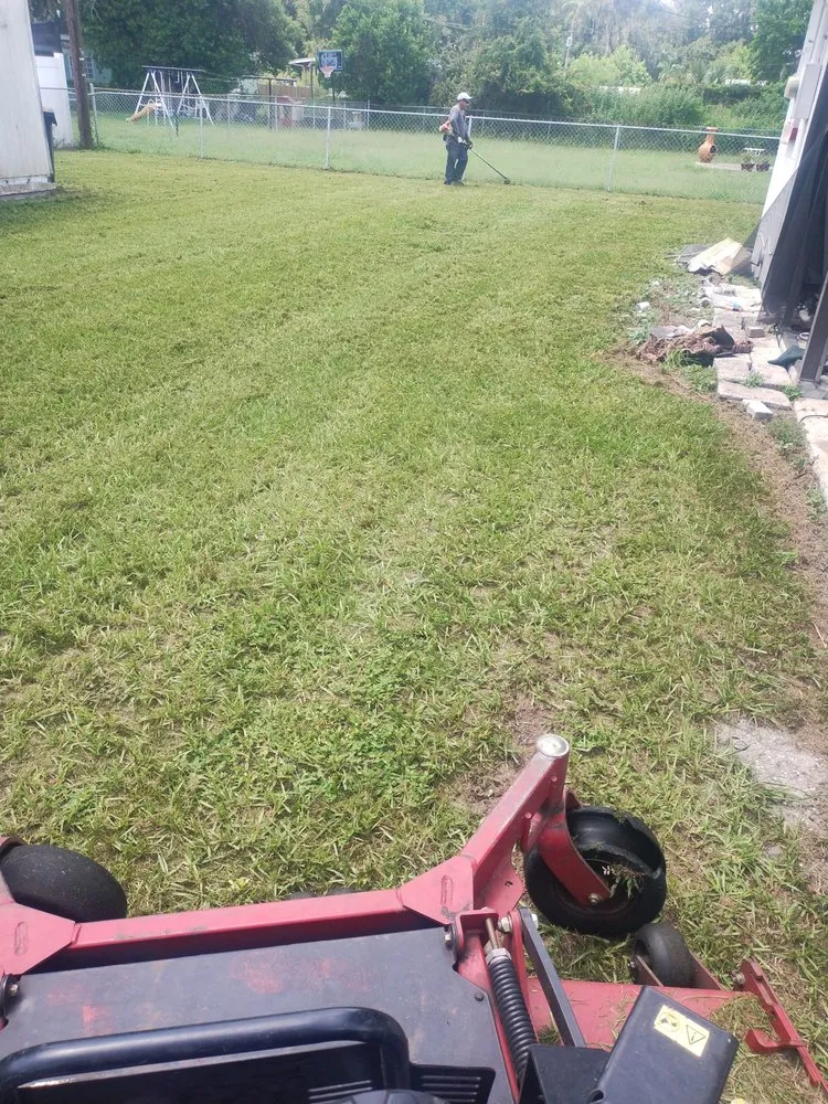 Affordable lawn care service for beautiful yards in Wauchula, FL by New Era Lawn Maintenance