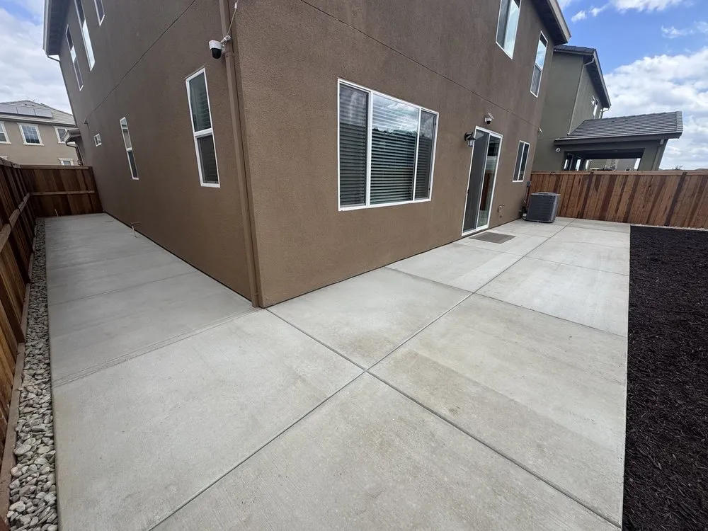 Affordable yard maintenance in Modesto, CA by New Gen Concrete