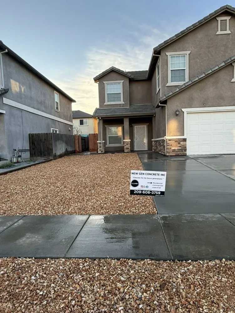 Custom lawn care service experts serving Modesto, CA - New Gen Concrete