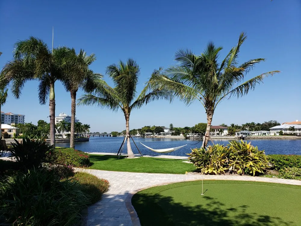 Custom yard cleanup service for beautiful yards in Saint Petersburg, FL by New Growth Gardening