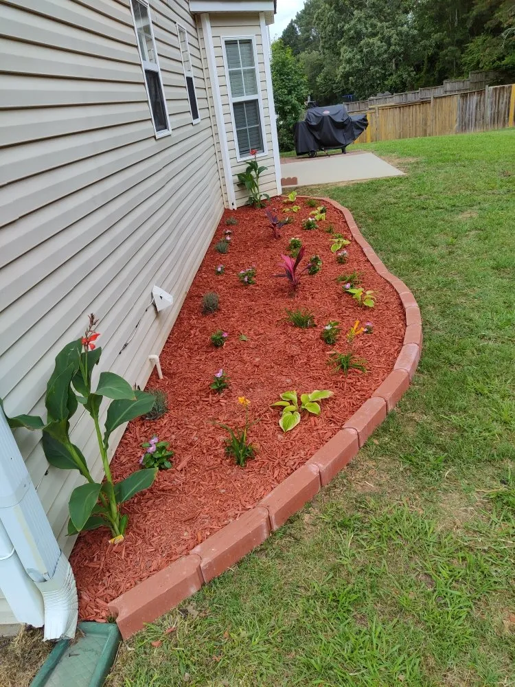 Custom lawn mowing service experts serving Buford, GA - New Harvest LawnCare & Solutions