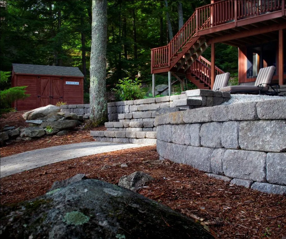 Top-rated landscaping services for beautiful yards across Lansing, MI - New Horizon Landscapes