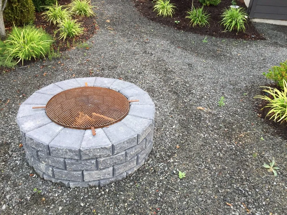 Top-rated lawn mowing service experts serving Spirit Lake, ID - New Horizons Landscape