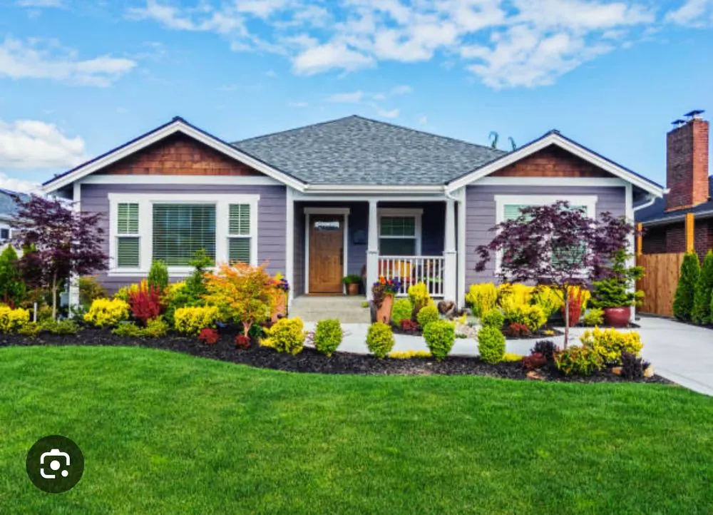 Affordable landscaping services experts serving Sarasota, FL - New Horizons Property and Facility Services