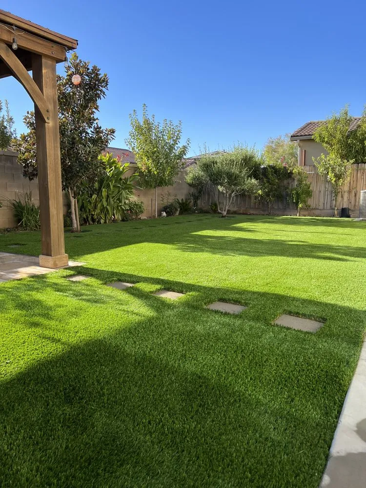 Custom garden landscaping for homes across Fresno, CA - New Image Landscaping