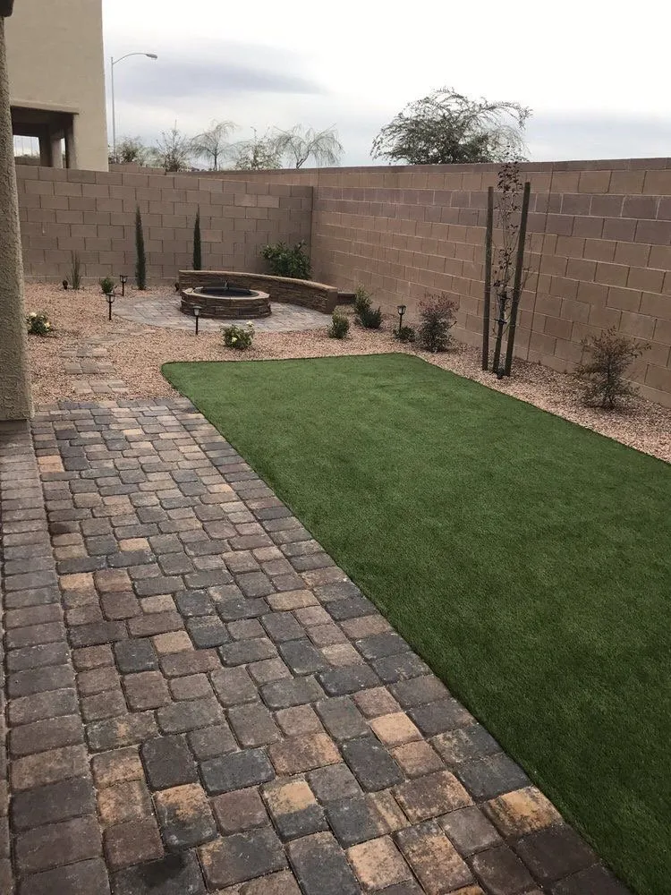 Local garden landscaping for homes in Glendale, AZ by New Image Landscaping