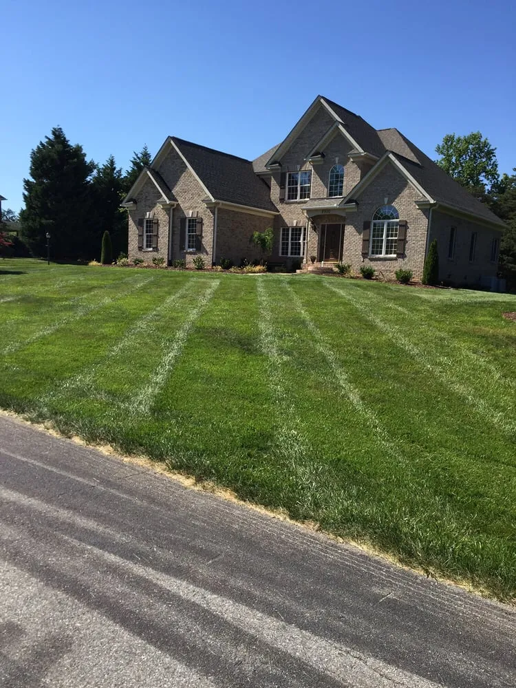 Local lawn mowing service in Jamestown, NC by New Image Lawn Care