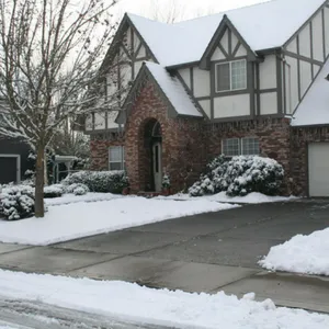 Affordable yard maintenance for beautiful yards in Lakewood, NJ by New Jersey Best Lawns, Sprinklers & Fencing