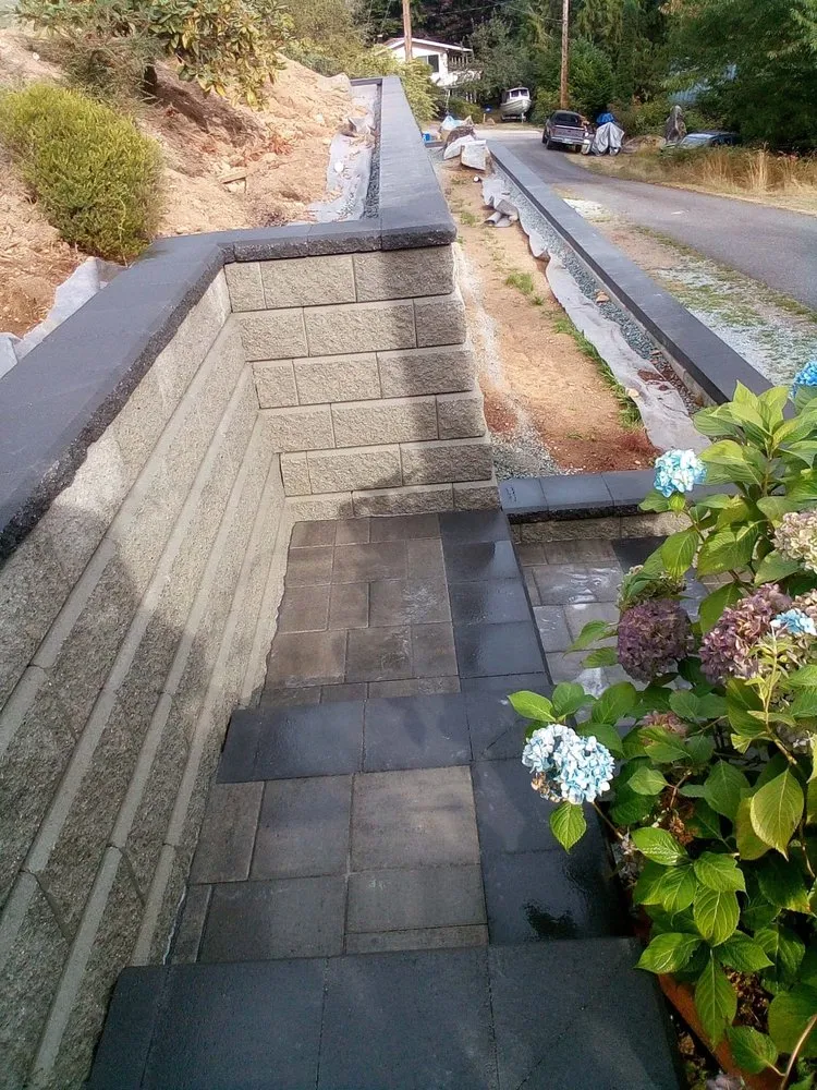 Custom landscape installation in Sedro-Woolley, WA - New Landscape