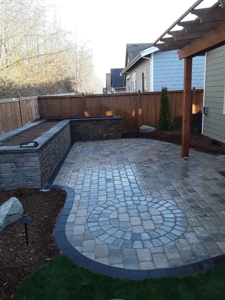 Affordable lawn care service for homes in Sedro-Woolley, WA by New Landscape