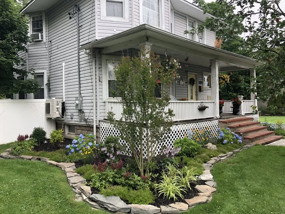 Professional lawn mowing service in Smithtown, NY by NEW Landscapes