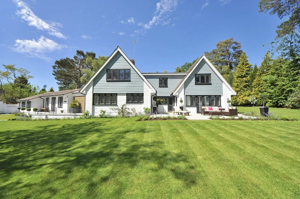 Local outdoor landscaping in East Palo Alto, CA - New Leaf Landscape