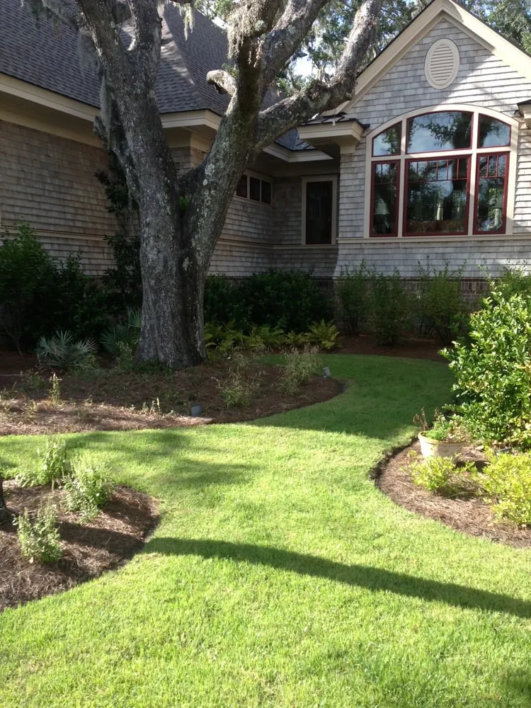 Top-rated garden landscaping in Charleston, SC by New Leaf Landscape Management