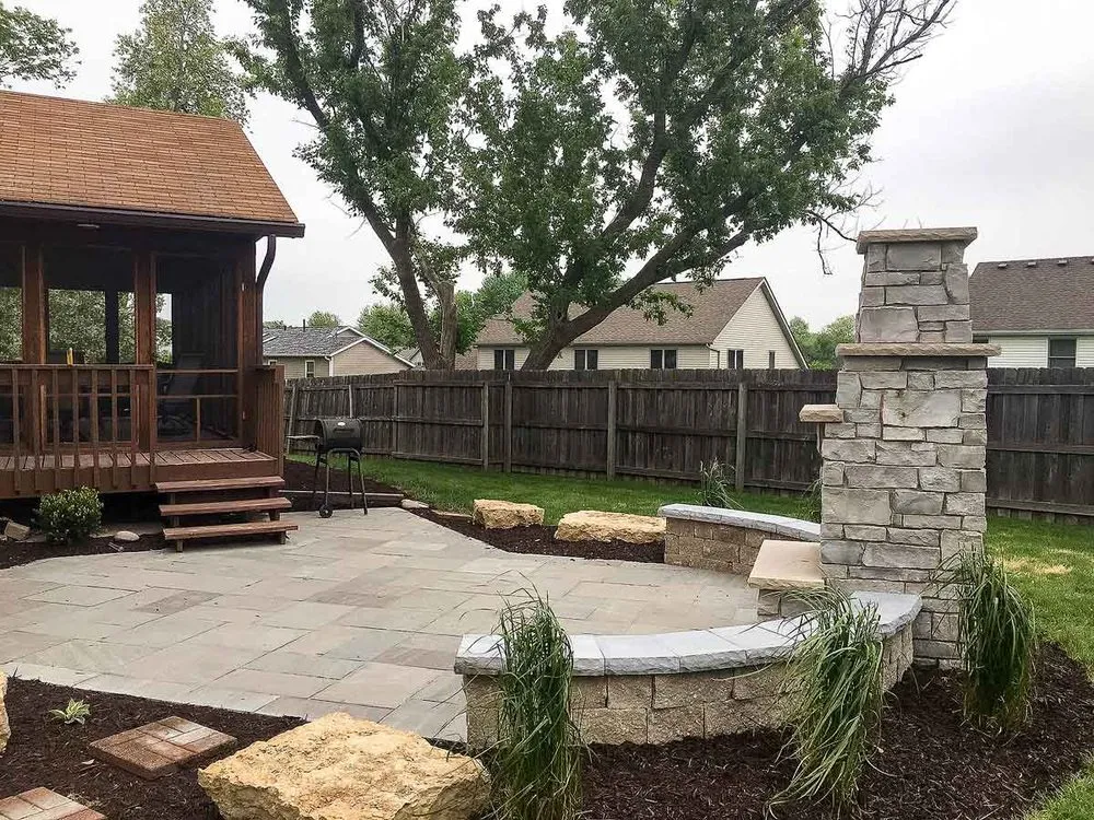 Professional residential landscaping experts serving Davenport, IA - New Leaf Landscapes & Concrete