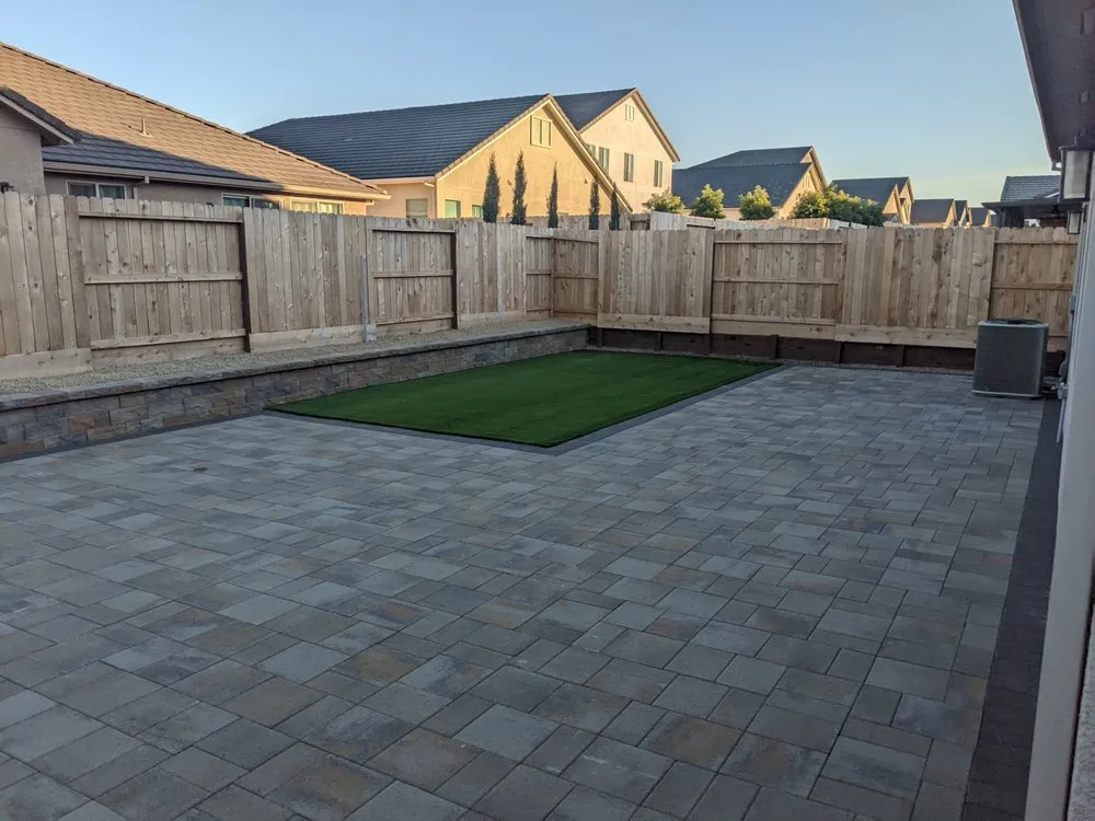 Custom lawn mowing service in Hollister, CA by New Leaf Landscapes