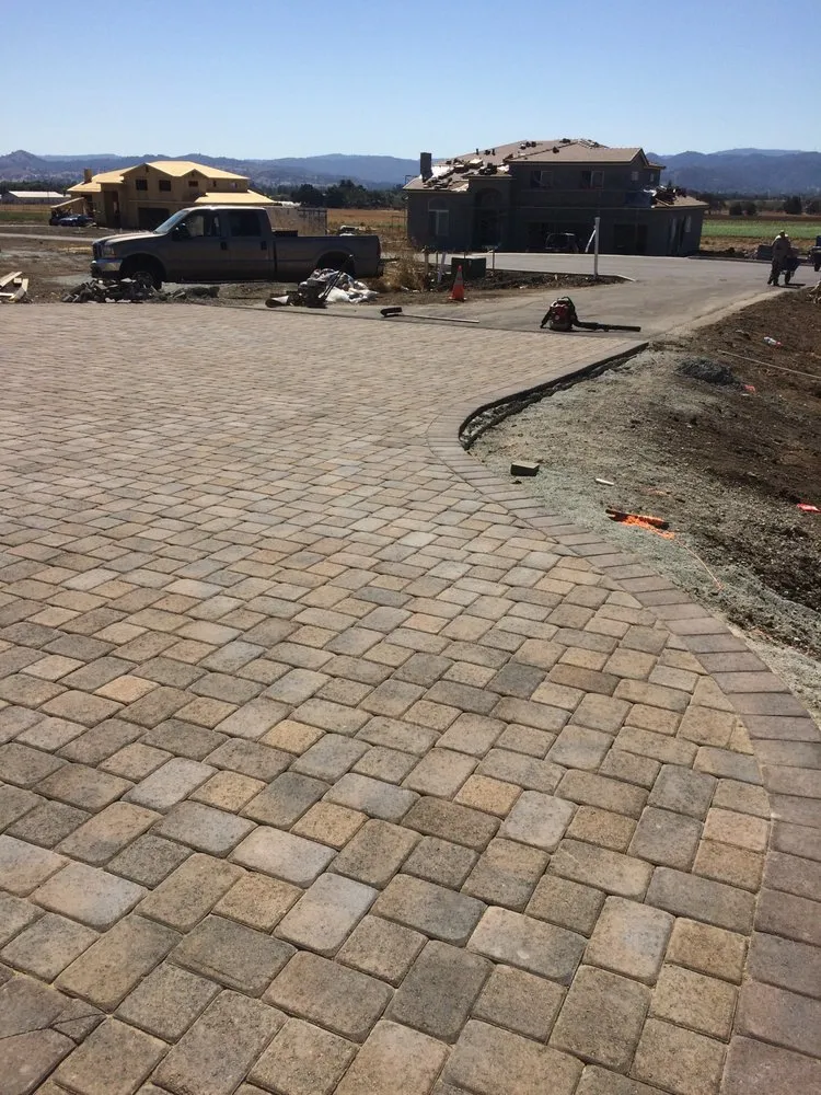 Expert landscaping services in Hollister, CA - New Leaf Landscapes