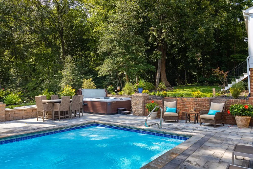 Professional residential landscaping experts serving Glen Allen, VA - New Leaf Landscaping