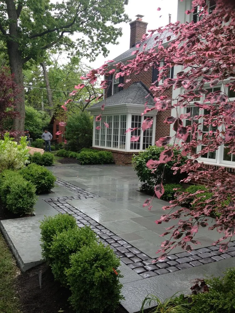 Local residential landscaping in Northbrook, IL - New Leaf Landscaping