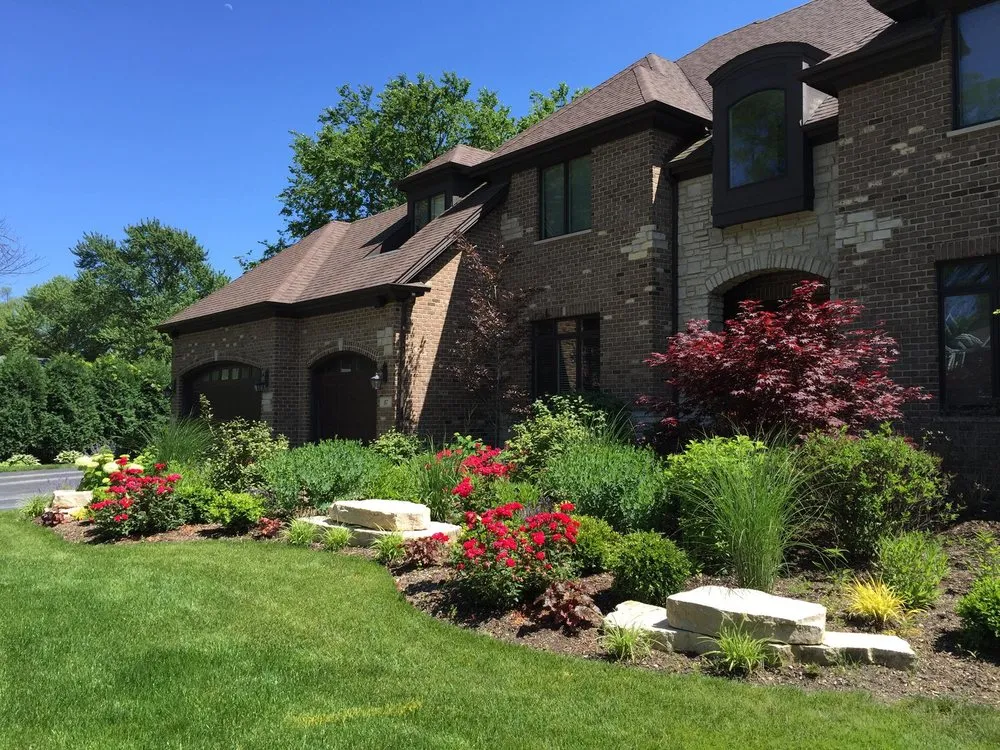Top-rated residential landscaping experts serving Northbrook, IL - New Leaf Landscaping