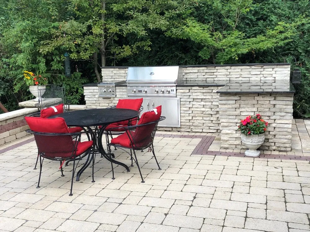 Top-rated landscaping services in Northbrook, IL - New Leaf Landscaping