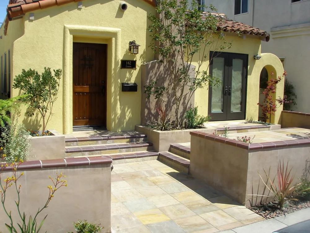 Top-rated landscaping services for beautiful yards in Long Beach, CA by New Leaf
