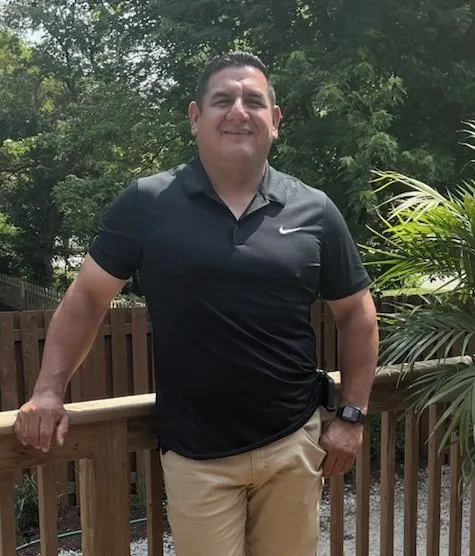 Reliable lawn mowing service in Oswego, IL by New Leaf Services