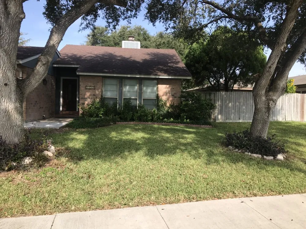 Trusted outdoor landscaping for homes in Corpus Christi, TX by New Leaf Yard Services