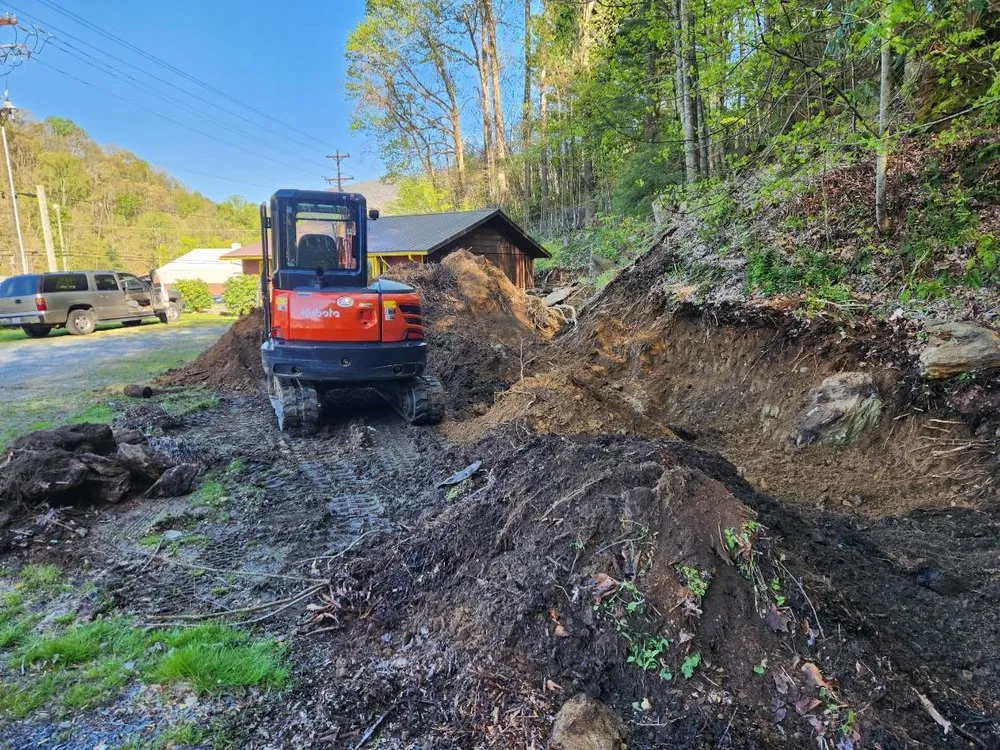 Top-rated yard cleanup service in Sylva, NC - New Level Excavation