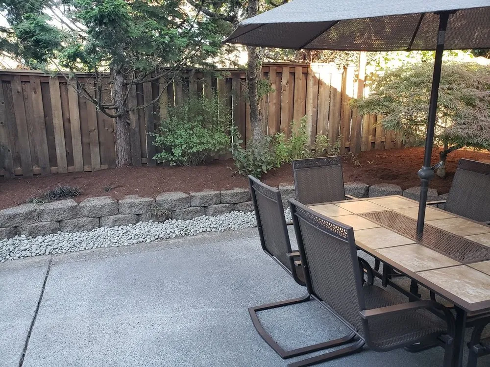 Affordable outdoor landscaping experts serving Portland, OR - New Life Landscape Maintenance