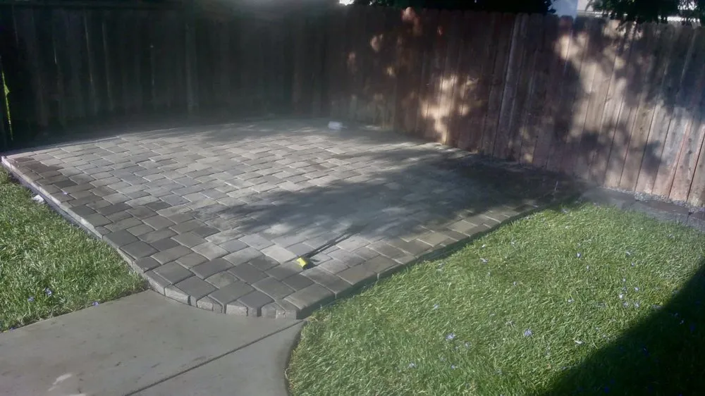 Expert outdoor landscaping experts serving Santa Maria, CA - New Life Landscape