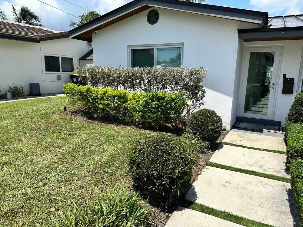 Professional landscape design experts serving Fort Lauderdale, FL - New Life Landscaping