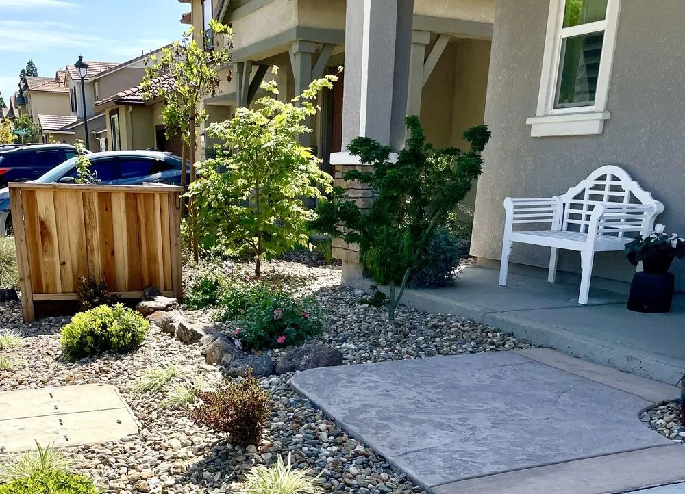 Professional lawn mowing service in Farifield, CA by New Look Landscape