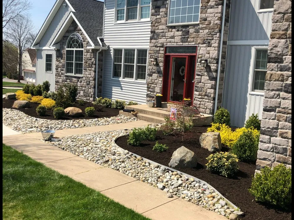 Local garden landscaping experts serving Eagleville, PA - New Look Landscaping