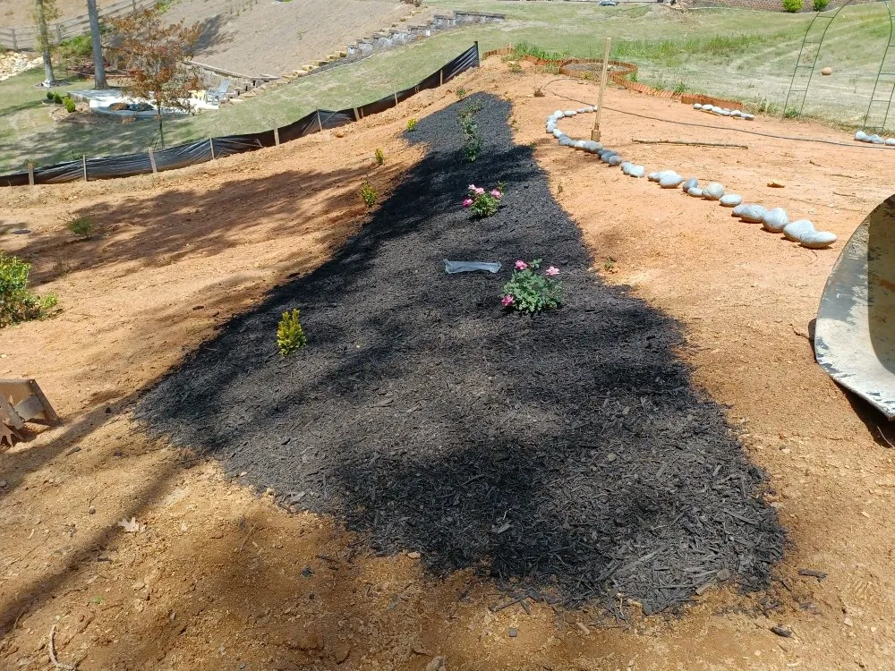 Expert garden landscaping for beautiful yards across Acworth, GA - New Look Landscaping Handyman