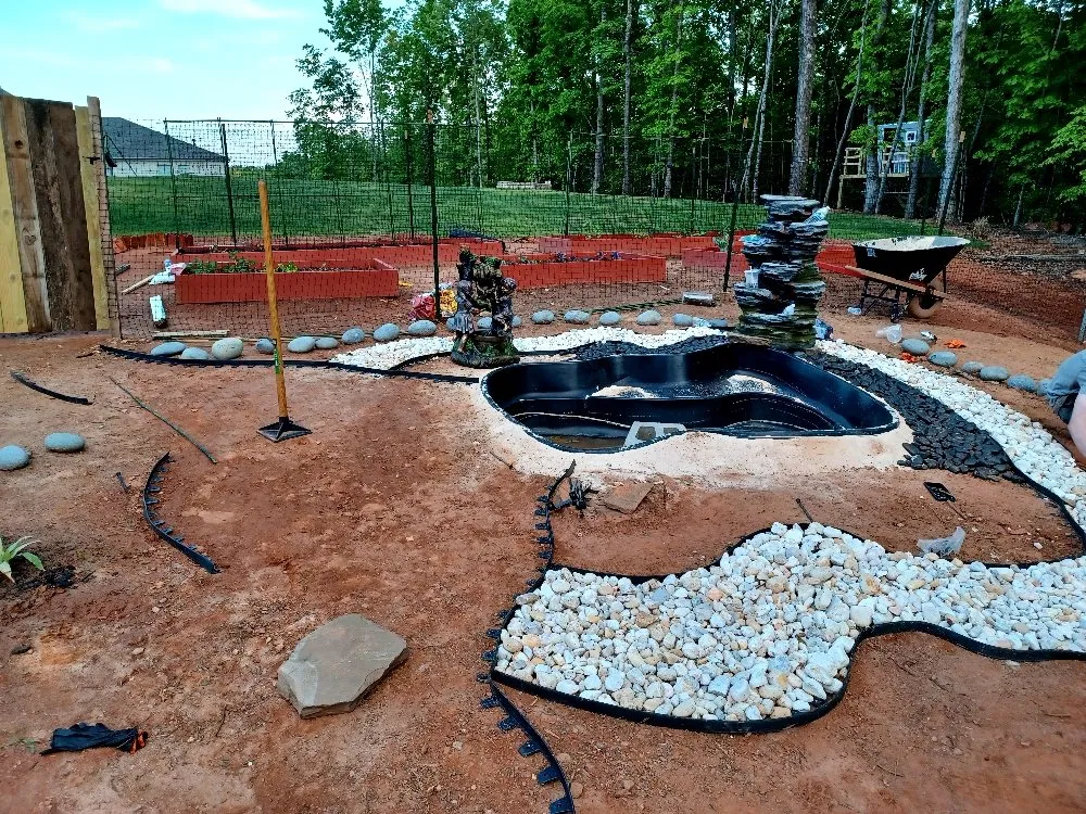 Custom yard maintenance experts serving Acworth, GA - New Look Landscaping Handyman