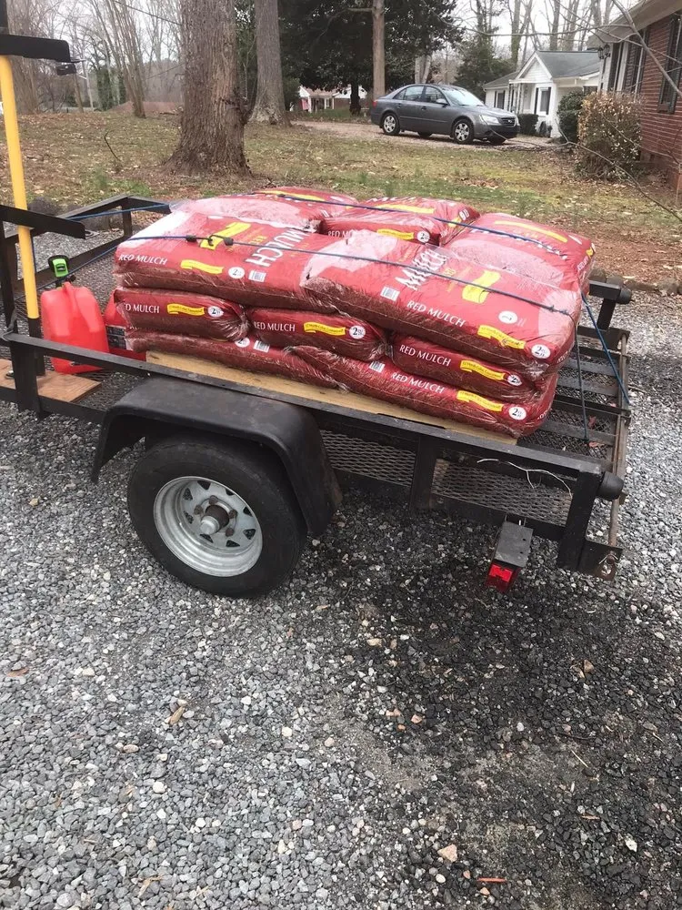 Custom yard cleanup service for homes in Rock Hill, SC by New Look Yard Services