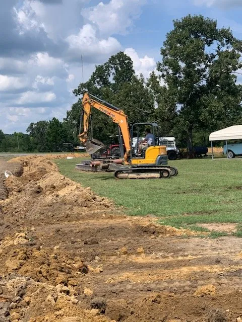 Reliable lawn care service experts serving Poteau, OK - New Oak Construction