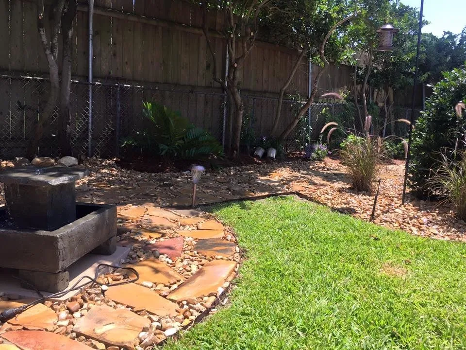 Expert lawn mowing service for residential properties in New Orleans, LA by New Orleans Landscaping