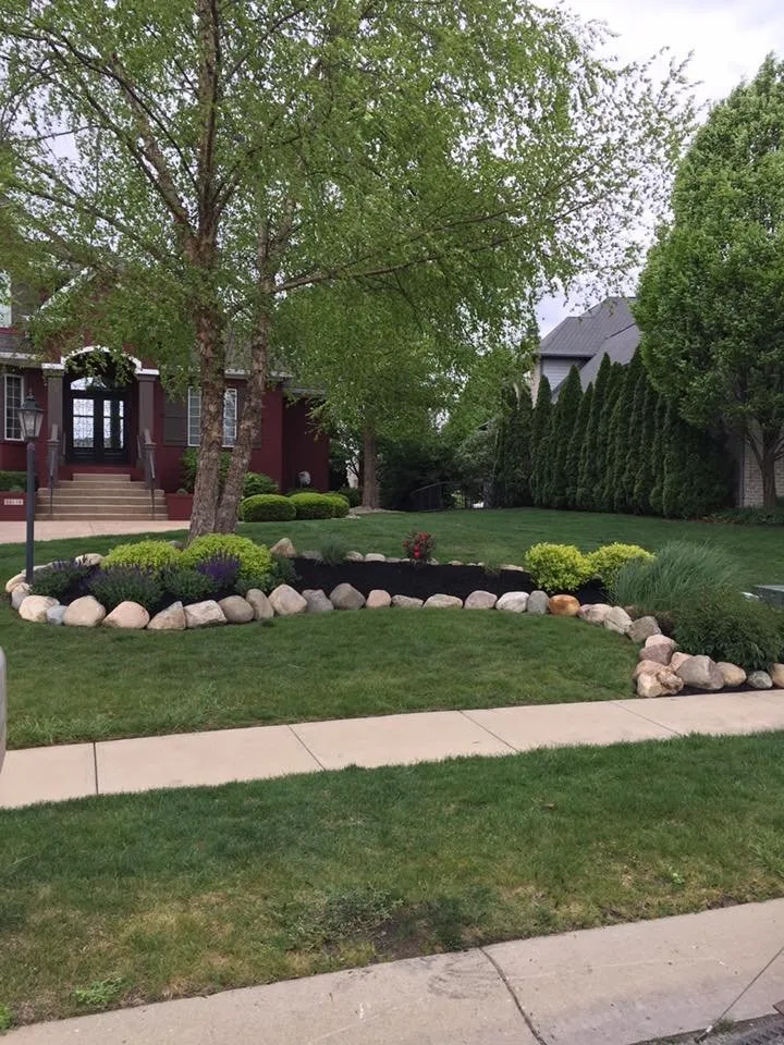 Custom outdoor landscaping experts serving New Palestine, IN - New Palestine Lawn Care