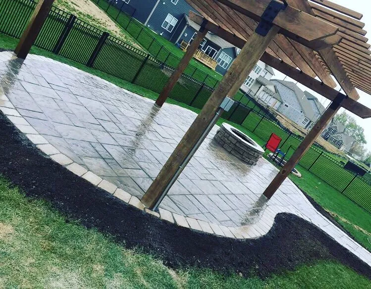 Expert landscaping services in New Palestine, IN by New Palestine Lawn Care